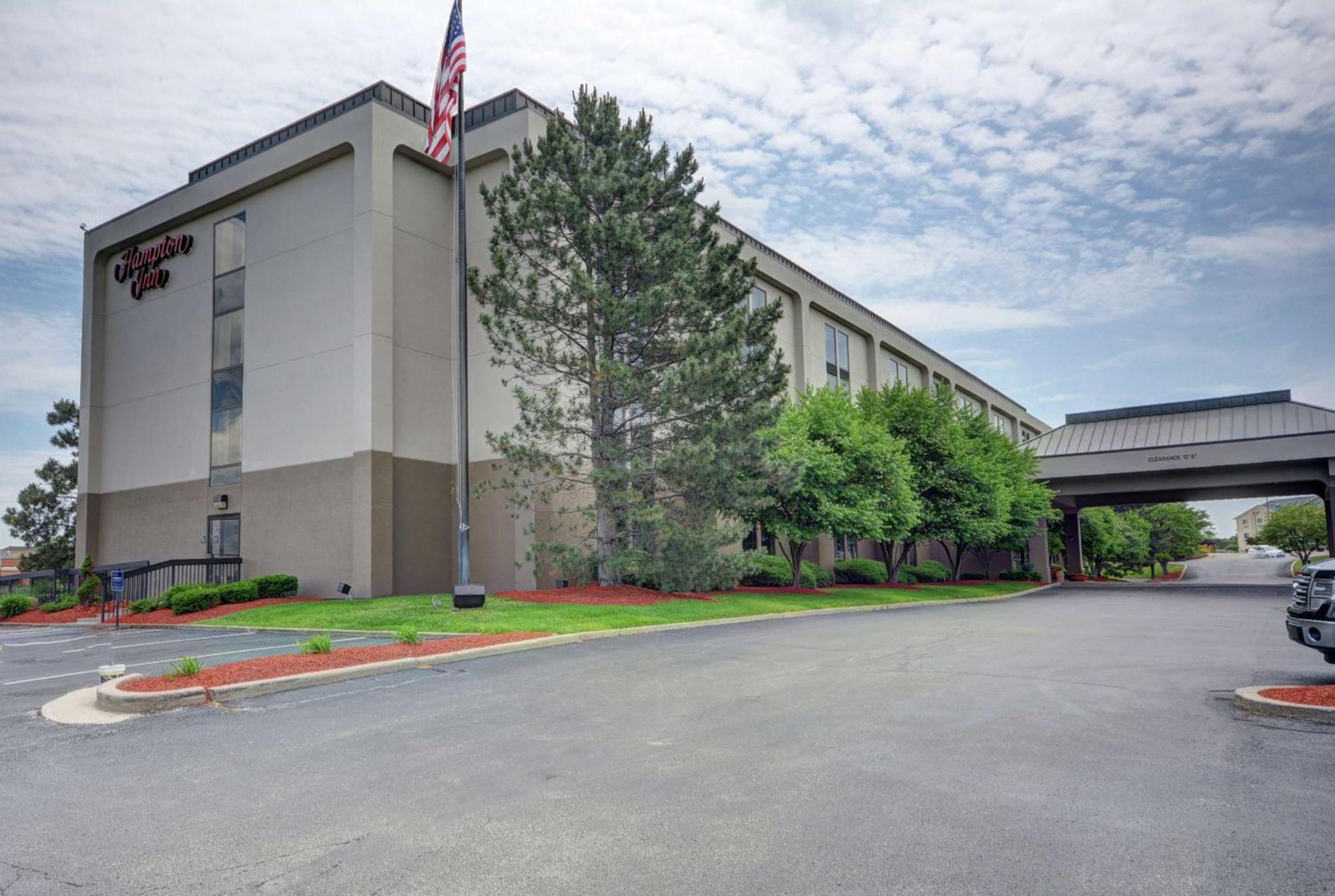 Hampton Inn Indianapolis-South Southport Exterior photo